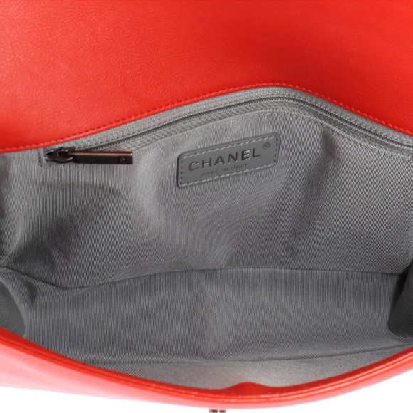 CHANEL BOY Chain Wild Stitch Quilted Shoulder Bag Red Medium 3 Chanel wallets - Picture 9 of 14